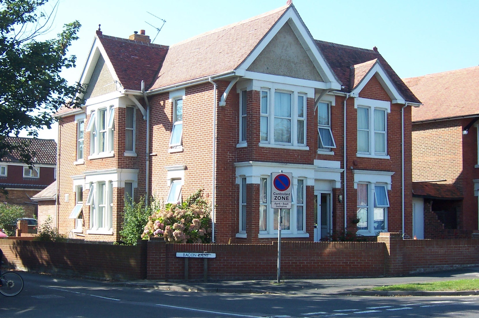 Service Beach Road Hayling Island